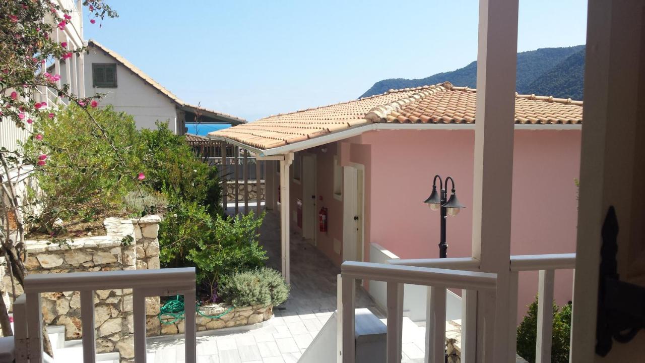 Ionis Hotel Áyios Nikítas Exterior foto
