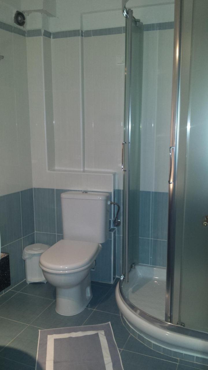 Ionis Hotel Áyios Nikítas Zimmer foto